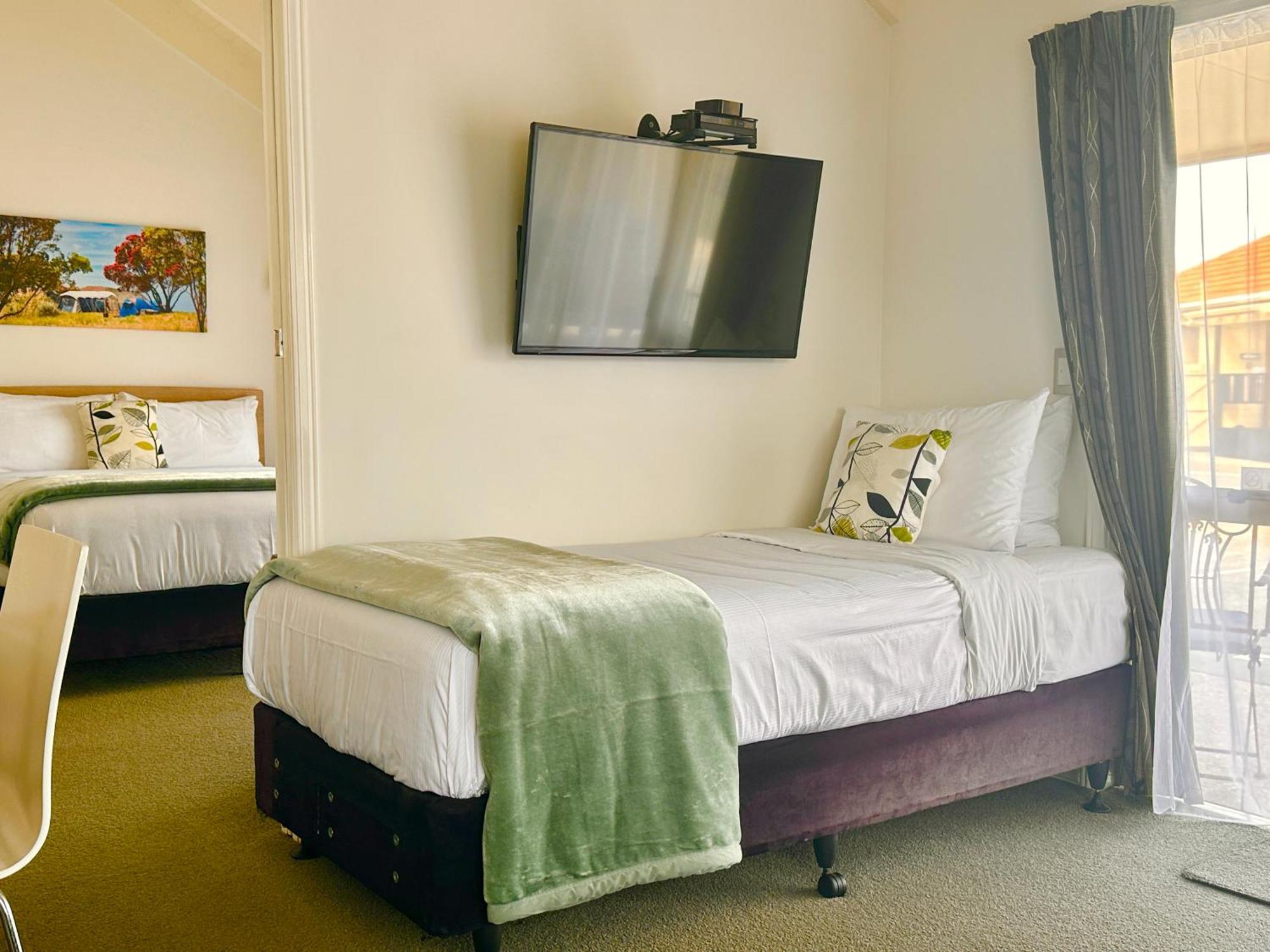 The Olive Motel Coromandel Kültér fotó